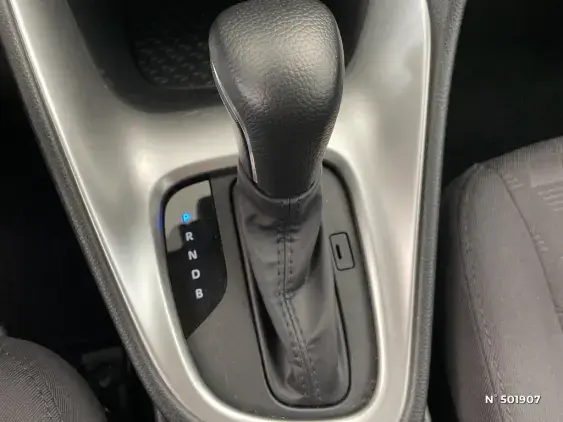 TOYOTA YARIS IV - voiture d'occasion - Photo 30