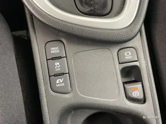 TOYOTA YARIS IV - voiture d'occasion - Photo 31