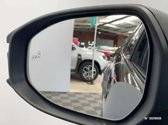 TOYOTA C-HR II - voiture d'occasion - Photo 26