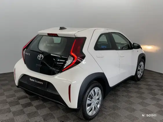 TOYOTA AYGO X - voiture d'occasion - Photo 4