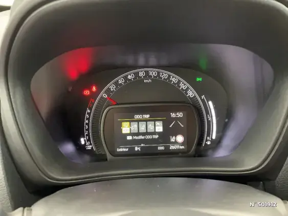 TOYOTA AYGO X - voiture d'occasion - Photo 12