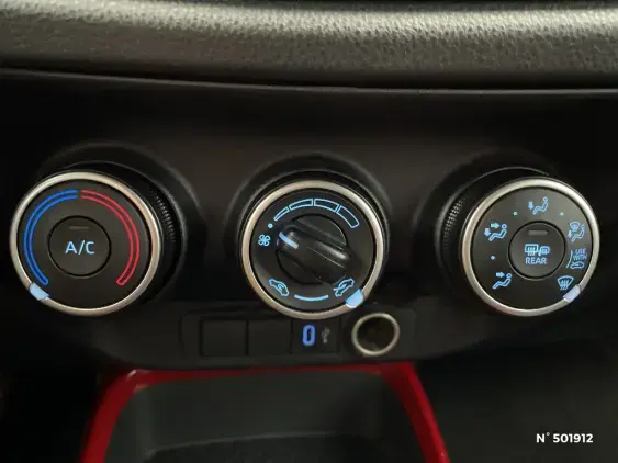 TOYOTA AYGO X - voiture d'occasion - Photo 28