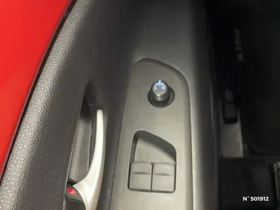 TOYOTA AYGO X - voiture d'occasion - Photo 30