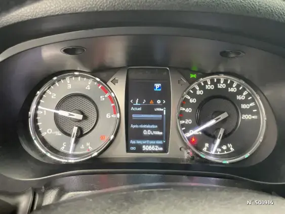 TOYOTA HILUX VIII - voiture d'occasion - Photo 12