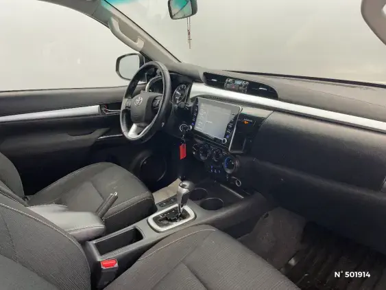 TOYOTA HILUX VIII - voiture d'occasion - Photo 10