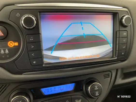 TOYOTA YARIS III - voiture d'occasion - Photo 14