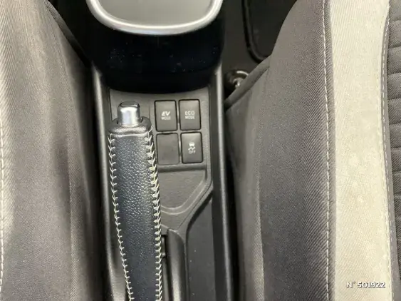 TOYOTA YARIS III - voiture d'occasion - Photo 27