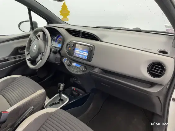 TOYOTA YARIS III - voiture d'occasion - Photo 10