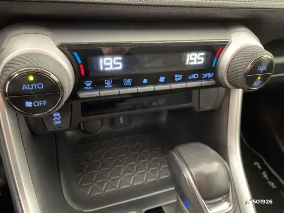 TOYOTA RAV4 V - voiture d'occasion - Photo 28