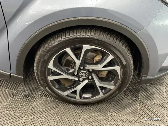TOYOTA C-HR - voiture d'occasion - Photo 8