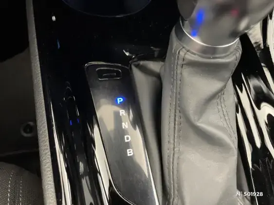 TOYOTA C-HR - voiture d'occasion - Photo 28