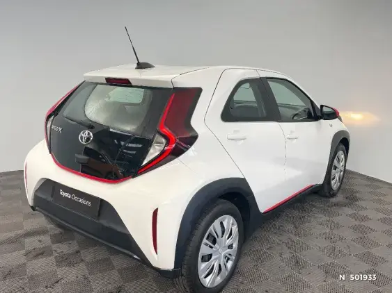 TOYOTA AYGO X - voiture d'occasion - Photo 4