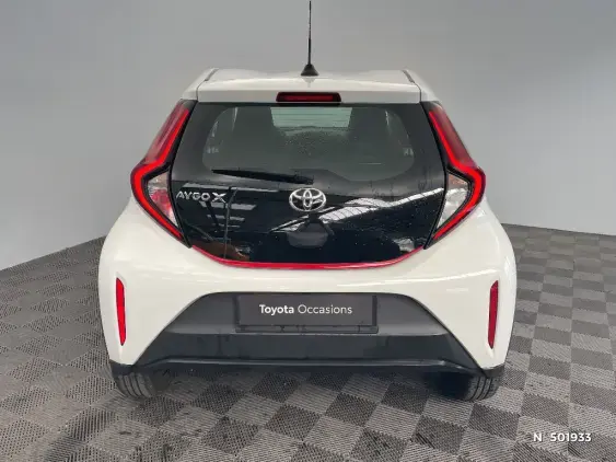 TOYOTA AYGO X - voiture d'occasion - Photo 6