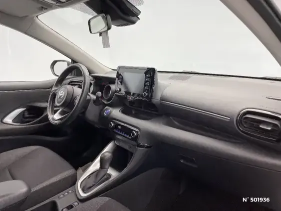 TOYOTA YARIS IV - voiture d'occasion - Photo 10
