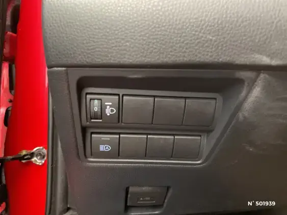 TOYOTA YARIS IV - voiture d'occasion - Photo 15