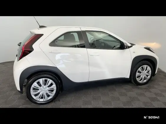 TOYOTA AYGO X - voiture d'occasion - Photo 5