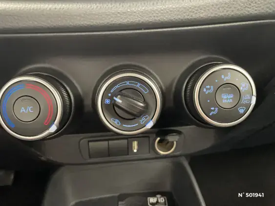 TOYOTA AYGO X - voiture d'occasion - Photo 15