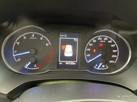 TOYOTA YARIS III - voiture d'occasion - Photo 12