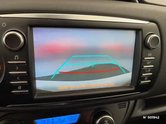 TOYOTA YARIS III - voiture d'occasion - Photo 14