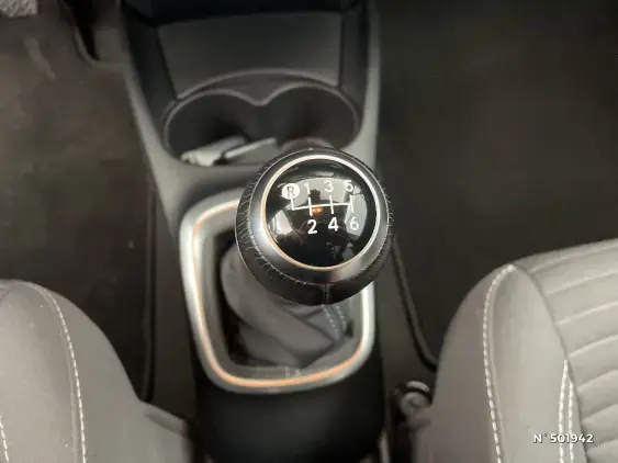 TOYOTA YARIS III - voiture d'occasion - Photo 28