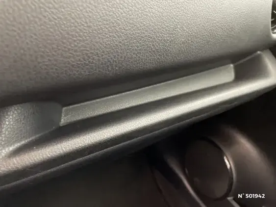 TOYOTA YARIS III - voiture d'occasion - Photo 30