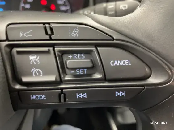 TOYOTA YARIS IV - voiture d'occasion - Photo 15