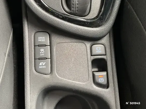 TOYOTA YARIS IV - voiture d'occasion - Photo 26