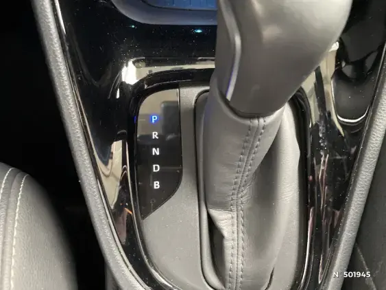 TOYOTA YARIS IV - voiture d'occasion - Photo 27