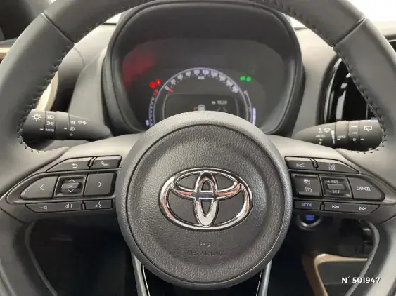 TOYOTA AYGO X - voiture d'occasion - Photo 28