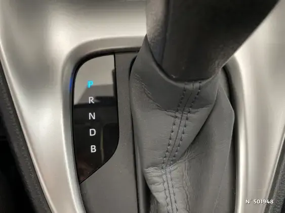 TOYOTA YARIS IV - voiture d'occasion - Photo 27