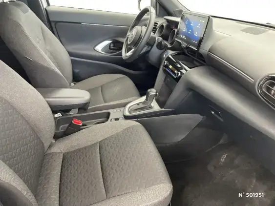 TOYOTA YARIS CROSS I - voiture d'occasion - Photo 10