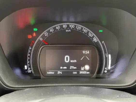 TOYOTA AYGO X - voiture d'occasion - Photo 12