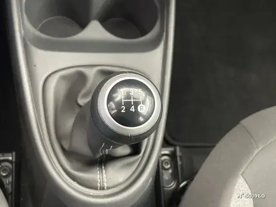 TOYOTA AYGO X - voiture d'occasion - Photo 28