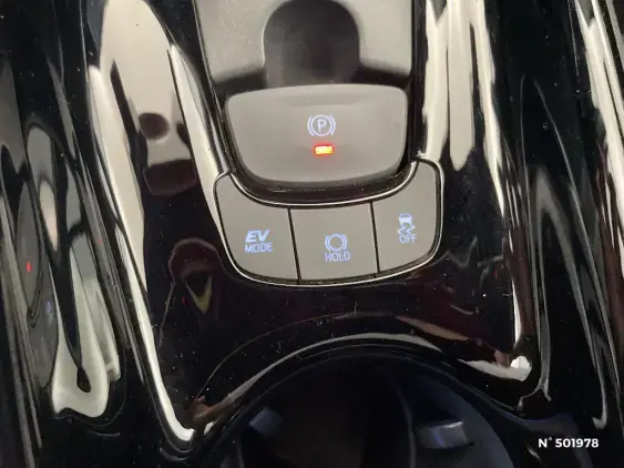 TOYOTA C-HR - voiture d'occasion - Photo 25