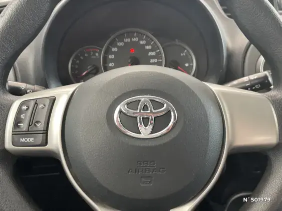 TOYOTA YARIS III - voiture d'occasion - Photo 33
