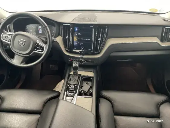 VOLVO XC60 II - voiture d'occasion - Photo 9