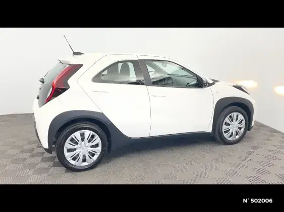 TOYOTA AYGO X - voiture d'occasion - Photo 5