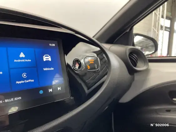 TOYOTA AYGO X - voiture d'occasion - Photo 32