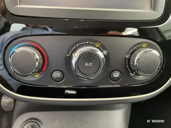 RENAULT CAPTUR - voiture d'occasion - Photo 14