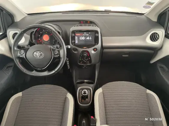 TOYOTA AYGO II - voiture d'occasion - Photo 9