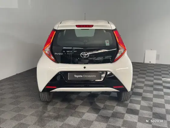 TOYOTA AYGO II - voiture d'occasion - Photo 6