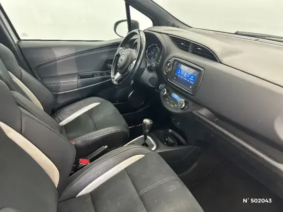 TOYOTA YARIS III - voiture d'occasion - Photo 10