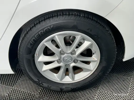HYUNDAI i30 II - voiture d'occasion - Photo 3
