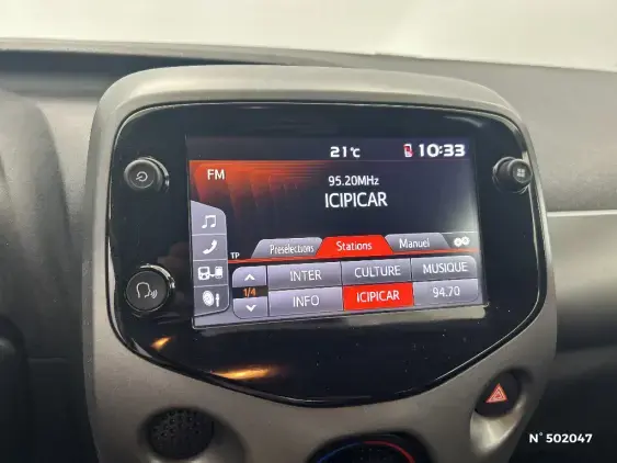 TOYOTA AYGO II - voiture d'occasion - Photo 13