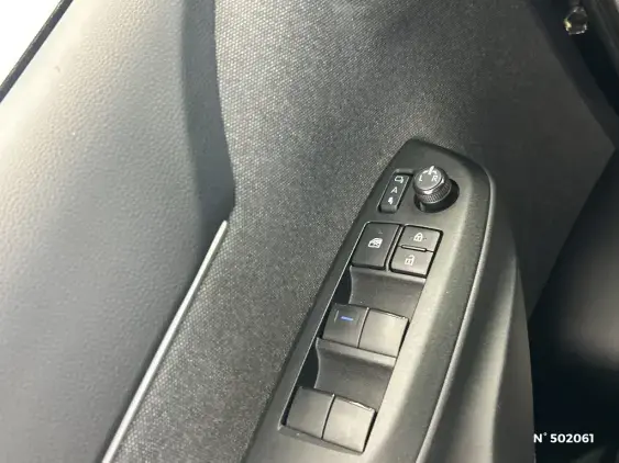 TOYOTA YARIS CROSS I - voiture d'occasion - Photo 30