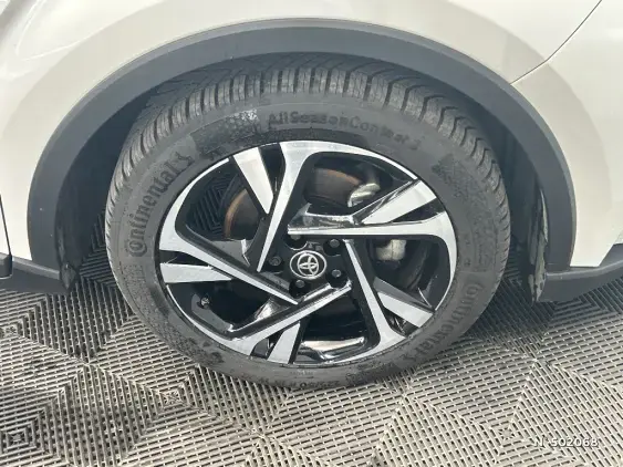 TOYOTA C-HR - voiture d'occasion - Photo 8