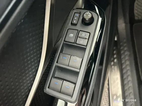 TOYOTA C-HR - voiture d'occasion - Photo 30