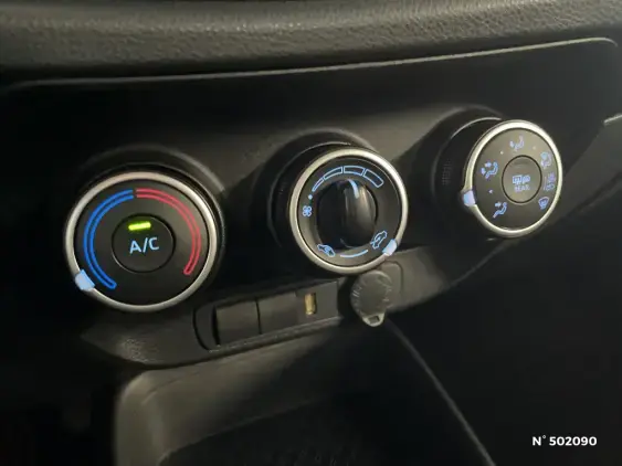 TOYOTA AYGO X - voiture d'occasion - Photo 27