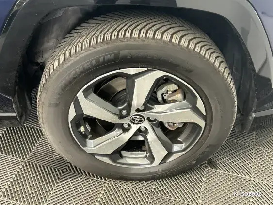 TOYOTA RAV4 V - voiture d'occasion - Photo 8