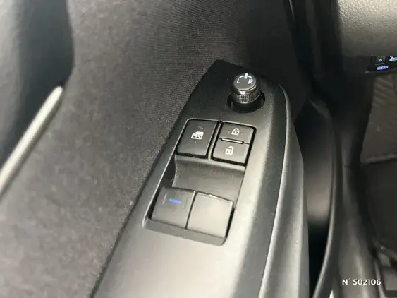 TOYOTA YARIS IV - voiture d'occasion - Photo 28
